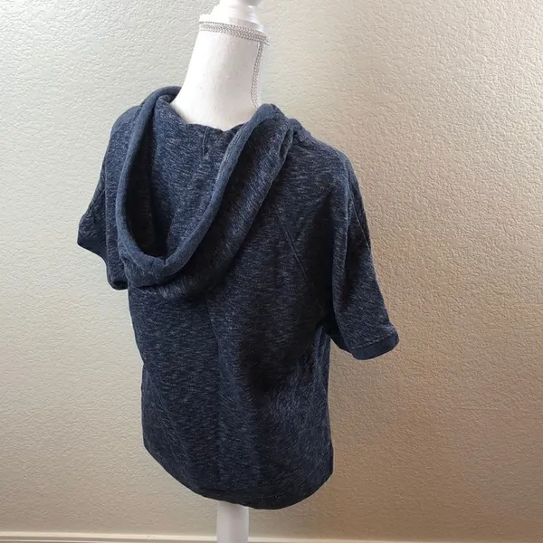 Gap hoodie shirt    - Image 4