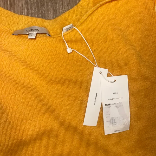 Vince Cashmere Scoop Neck Camisole‎ in Light Tangelo - Image 2