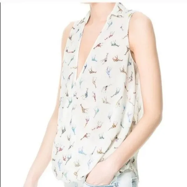 Zara Trafaluc Womens XS White Colorful Giraffe Print Sleeveless‎ Wrap Blouse Top - Image 2