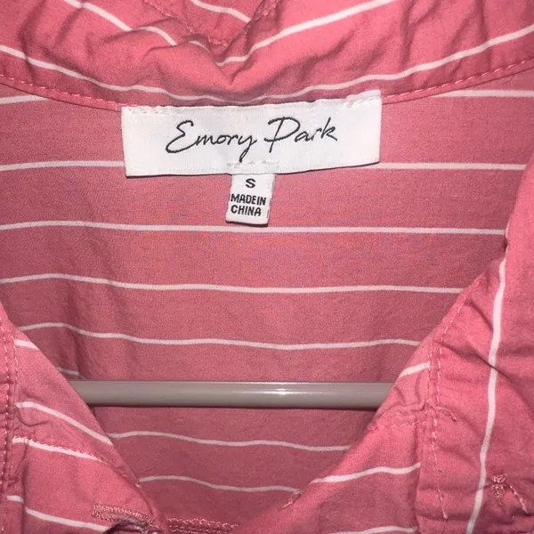 Emory Park Pink and White Striped Shirt - Image 3