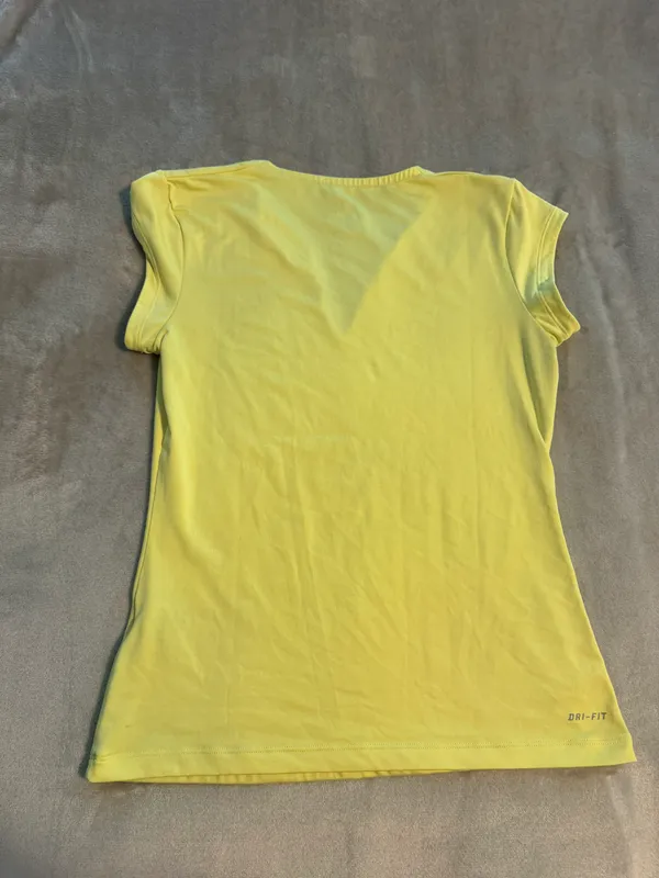 Nike Dri-Fit Shirt - Image 4