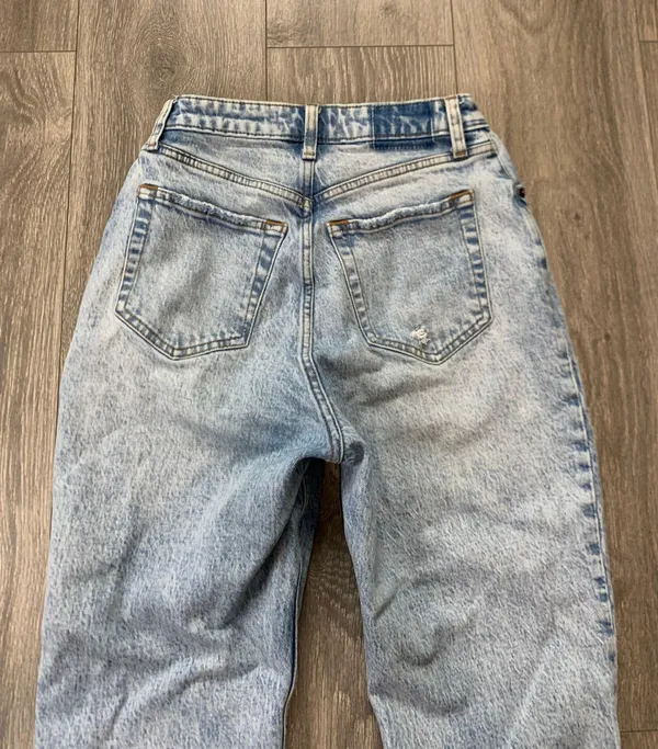 Abercrombie Curve Love High-Rise Dad Jeans - Image 10