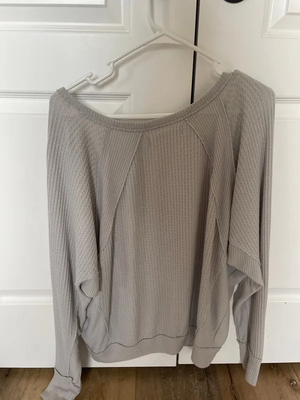 Free People Grey Long Sleeve Top - Image 2