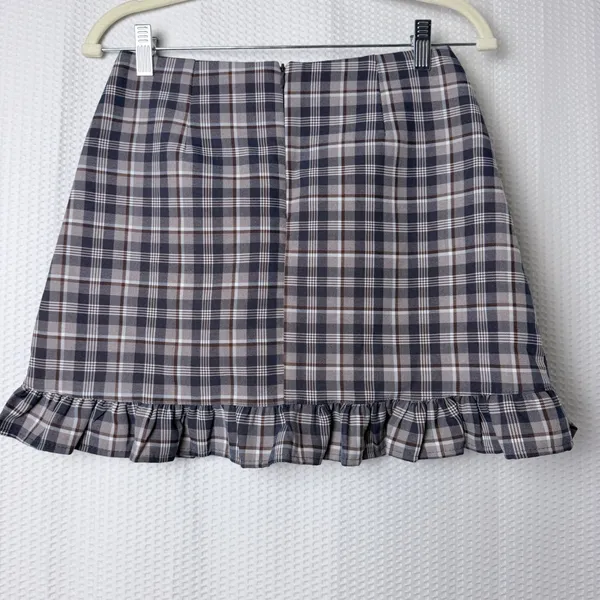 Mooyen Plaid Mini Skirt M Gray Brown School Girl Y2K Academia Ruffle Hem Butt - Image 2