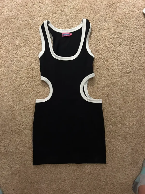 Edikted Mini Cut Out Dress - Image 2
