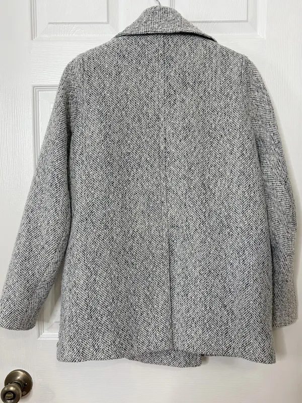 Abercrombie & Fitch Gray Herringbone Double Breasted Peacoat Quiet Luxury Preppy Career S - Image 3