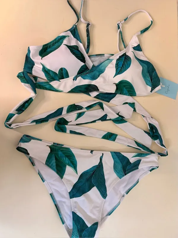 NWT- Cupshe Leaf Print Wrap Bikini Green White Crisscross - Med Bottom-Large top - Image 2