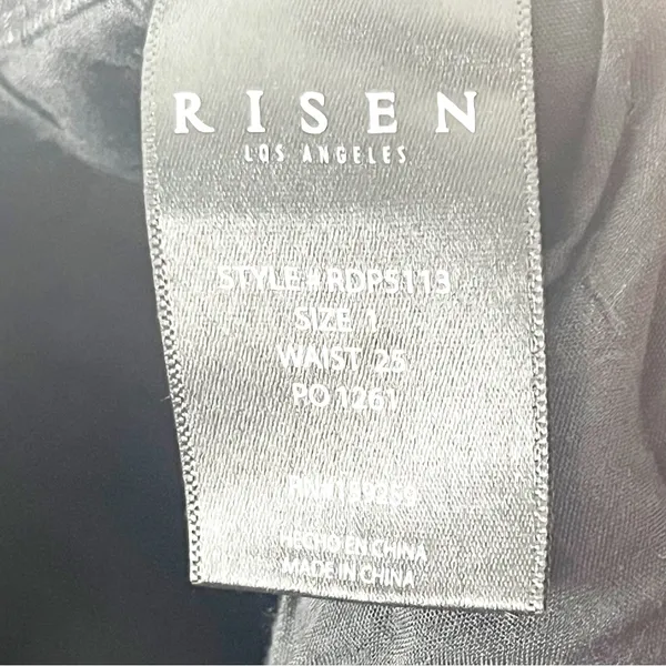 RISEN High Rise Crossover Released Frayed Hem Two Tone Black Wash Denim Jeans 25 - Image 5