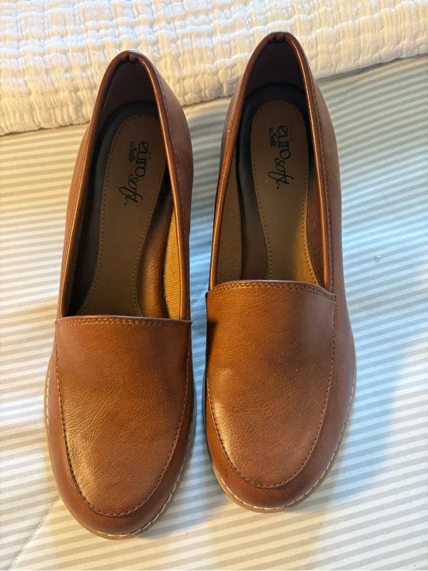 Sofft Eurosoft Women’s Size 8.5 Slip-On Loafers - Image 2