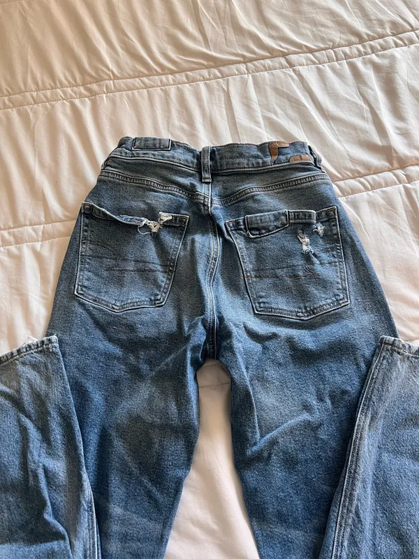 American Eagle Strigid Jeans High-Waisted Ripped Baggy Straight - Image 8