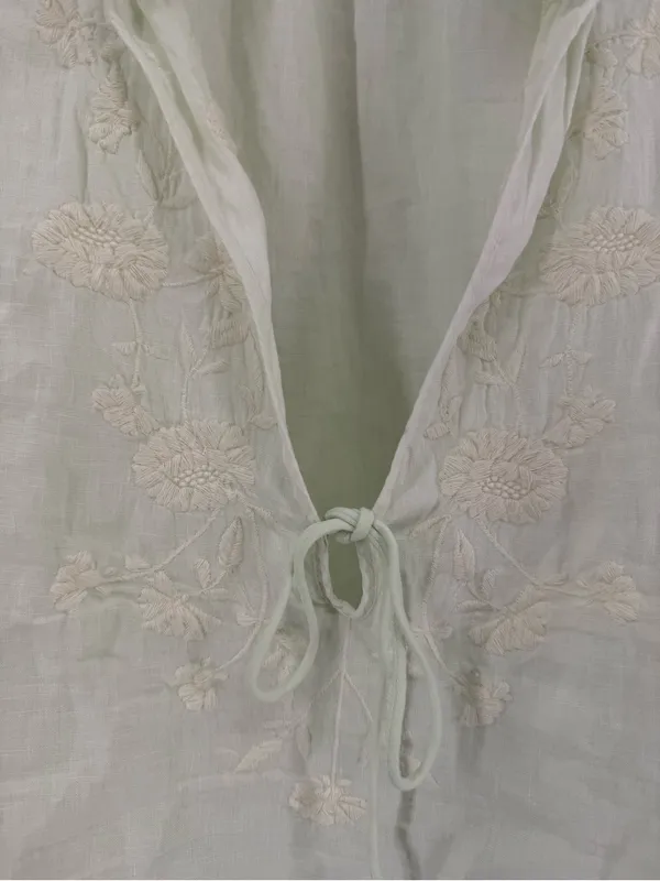 By Anthropologie Long-Sleeve Embroidered‎ Linen Tie-Front Top Blouse mint green - Image 4