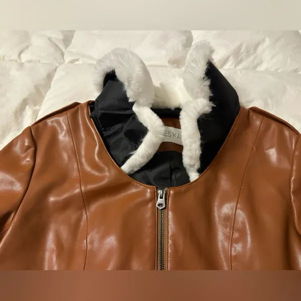 Jules Kae Brown Faux Leather Jacket with White Collar - NWOT - Size M - Image 7
