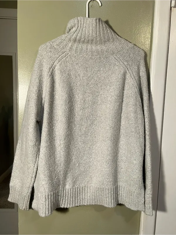 Gilli Women's Size Medium Mock Neck Turtleneck Sweater Light Gray Stretch LT1243 - Image 7