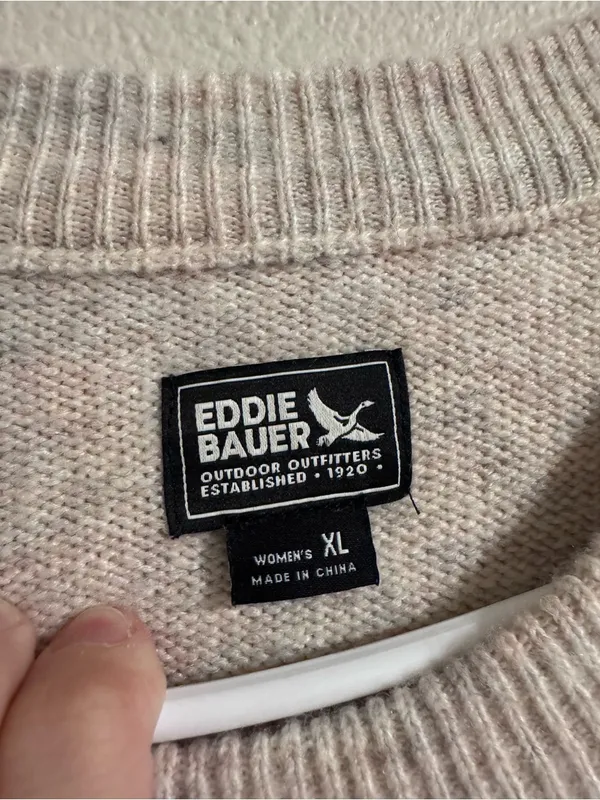 Eddie Bauer Beige Crewneck Sweater with Gray Aztec Motif - Image 2