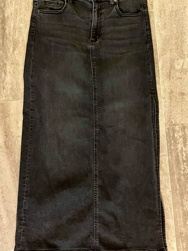 Hidden Long Dark Wash Denim Skirt, M - Image 2