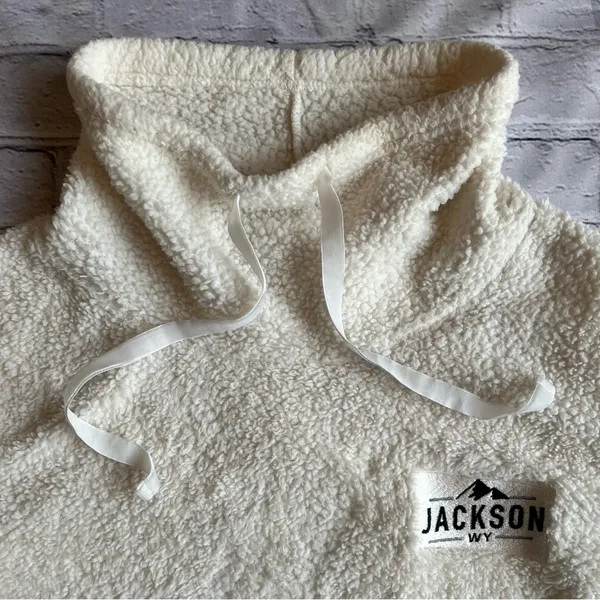 Jackson Hole Wyoming Ivory Fleece Cowl Neck Top Ski & Snowboard Winter Resort - Image 4