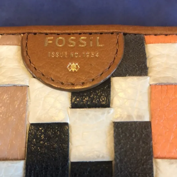 Fossil Sydney Large Zip Wallet - Image 2