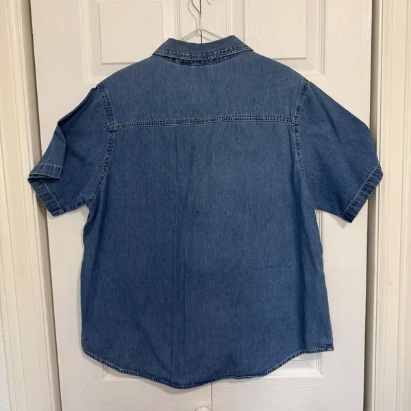 Vintage 2000 Warner Bros Tweety Bird Fall Button Down Denim Shirt - Image 2