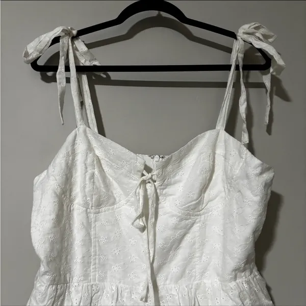 Petal & Pup CELESTE RUFFLE MINI DRESS - WHITE Size XL - Image 4