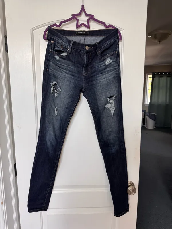 Express Dark Blue Distressed Skinny Jeans Size 6 LONG - Image 2