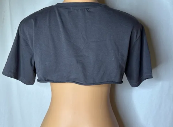 Gray cropped t shirt Size M - Image 2