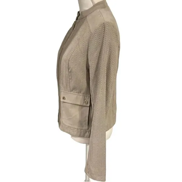 ✨Kenneth Cole Reaction Suede Laser Cut Jacket✨ - Image 2