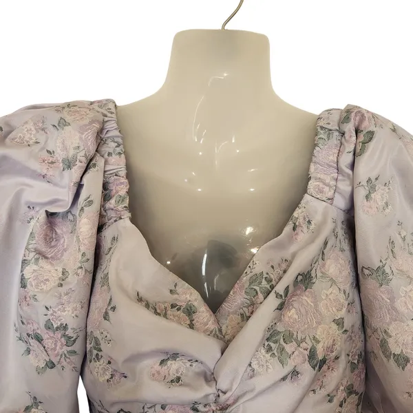 Express Purple Floral Puff Sleeve Ruched Front Chic Blouse Crop Top Size Medium - Image 5