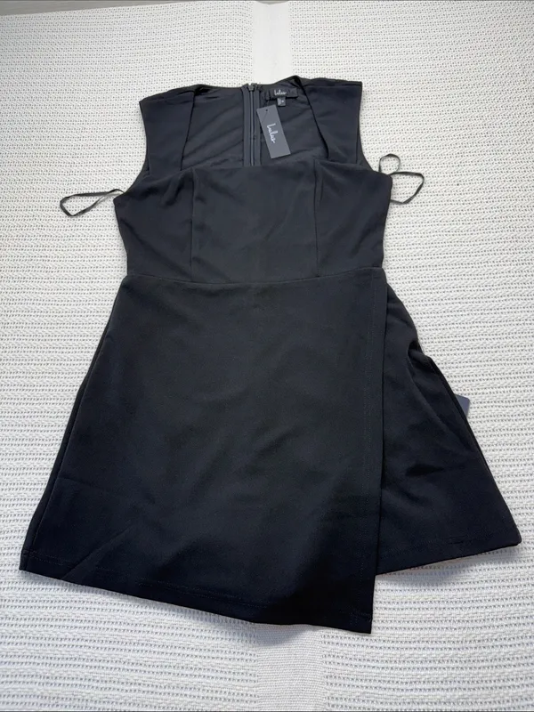 Lulu's Black Enticing Endeavors Black Square Neck Sleeveless Mini Skort Dress - Image 3