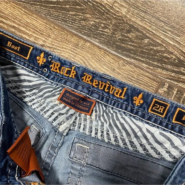 Women’s rock revival jeans  - Image 3