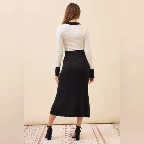 Knit Colorblock Pleated Midi Dress Black Size L - Image 5