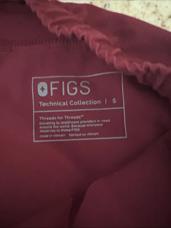FIGS Technical Collection Joggers in Burgundy - Image 5