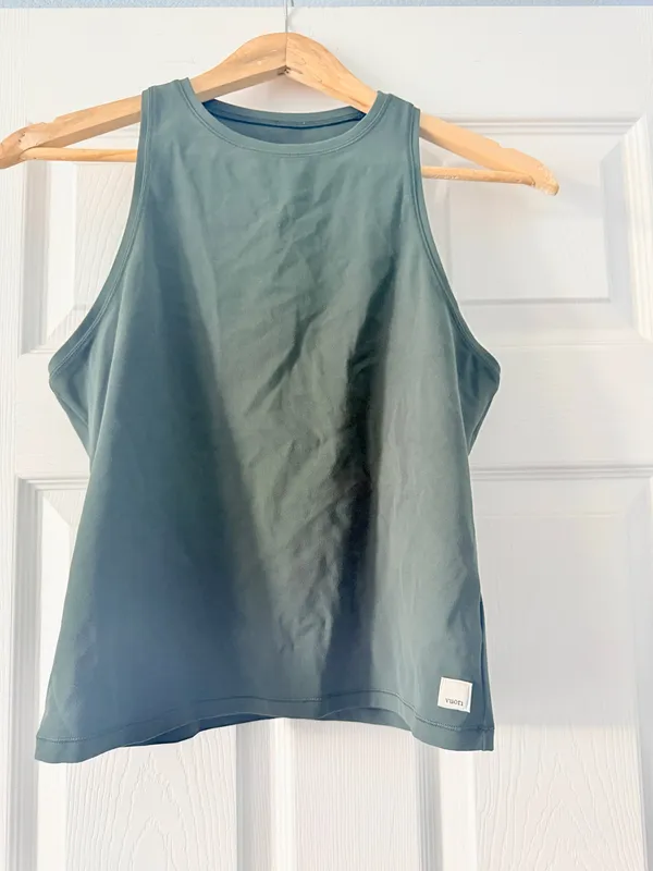 Vuori Tank Top Racerback - Image 4