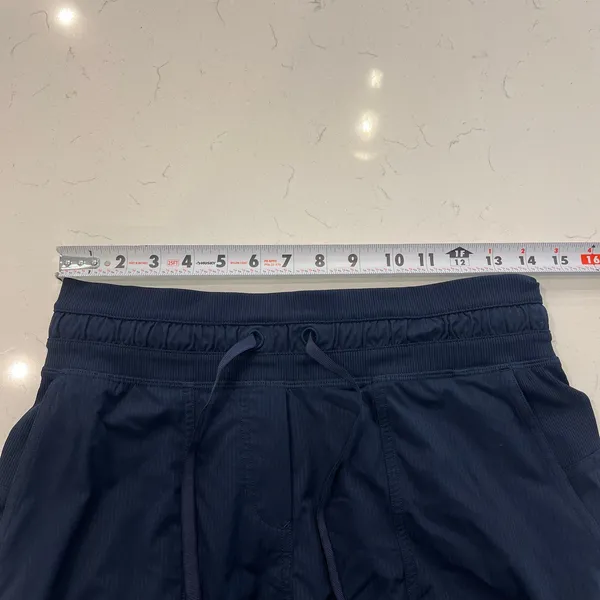 Lululemon Dance Studio Mid-Rise Crop 25" in True Navy size 6 - Image 8