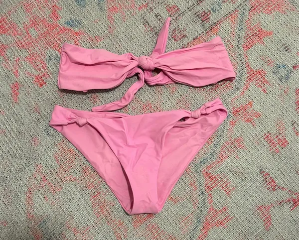 pink bikini - Image 2