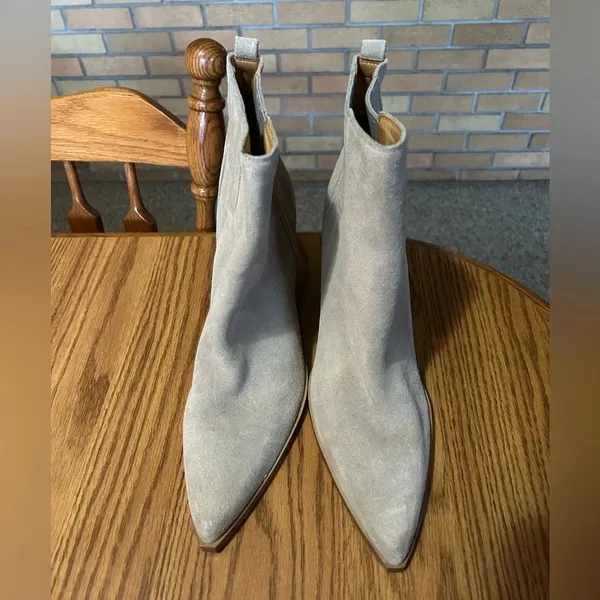 Marc Fisher LTD Oshay Tan Suede Pointed Toe Ankle Boots Women’s Size 13 - Image 4