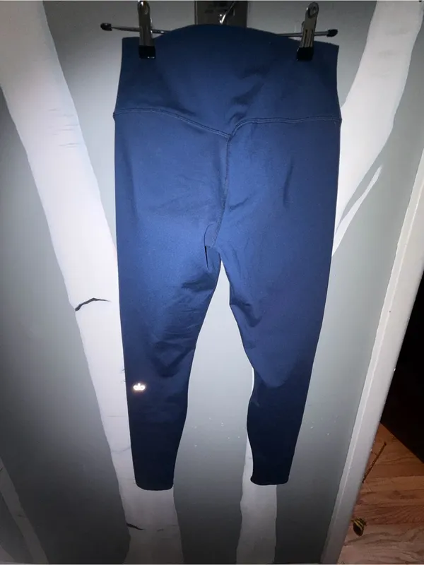 Alo Yoga Airbrushed Winter Warm Navy High-Waist Leggings - Image 6