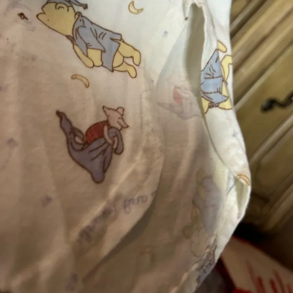 vintage Disney Winnie the Pooh cotton nightgown shirt.Size S/M - Image 6