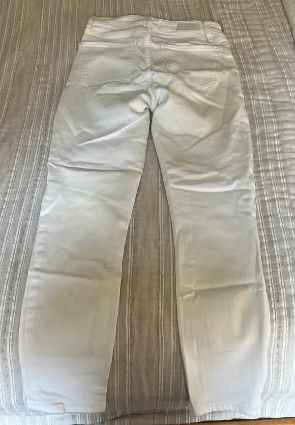 Abercrombie Jeans - Image 3