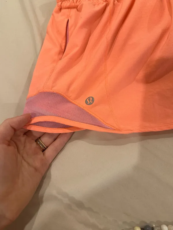 Lululemon Coral 4” Hotty Hot low rise - Image 6