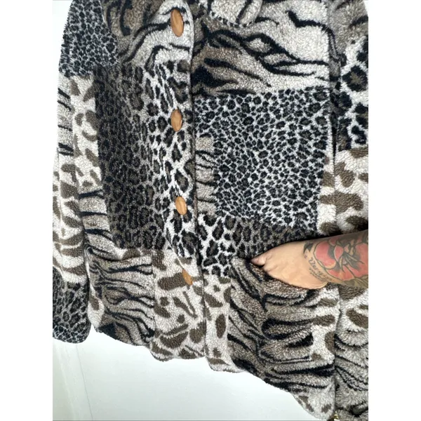 IZZI Outerwear Statement Cozy Sherpa Jacket Animal Print Patchwork Coat Button L Brown Size L - Image 2