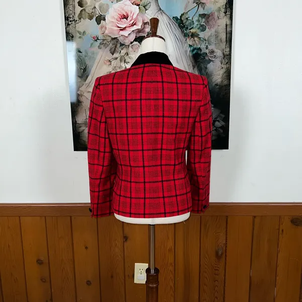 Awesome Vintage 1980s Velvet Trim Pendleton Plaid Wool Blazer! - Image 6