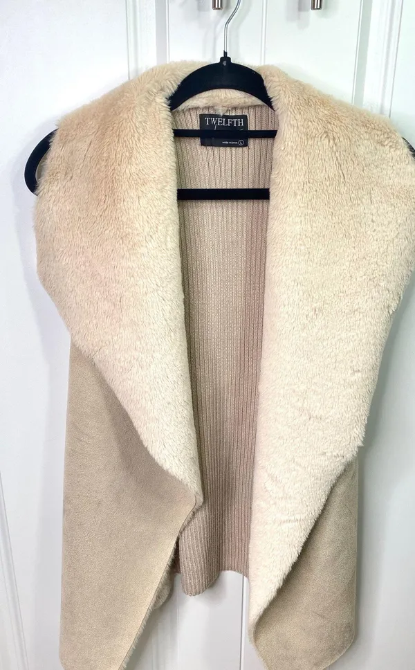 Twelfth Love Make Snow Angels Faux Fur Shawl Vest - Image 11