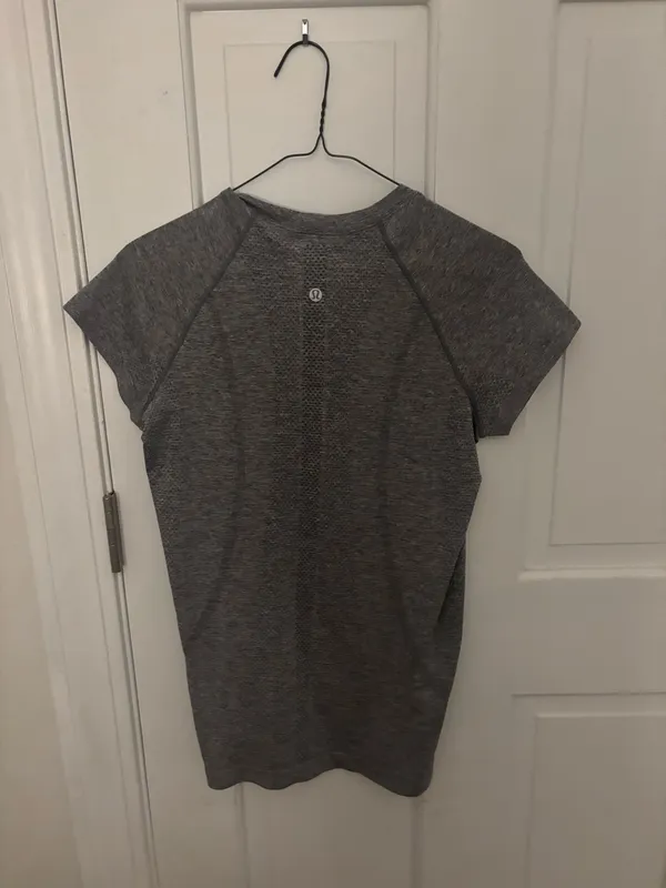 Lululemon Swiftly Tech Short Sleeve 2.0 Shirt heathered grey - Image 2