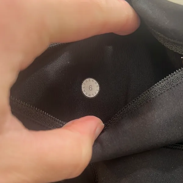 Lululemon Black Align Cropped Leggings - Image 7
