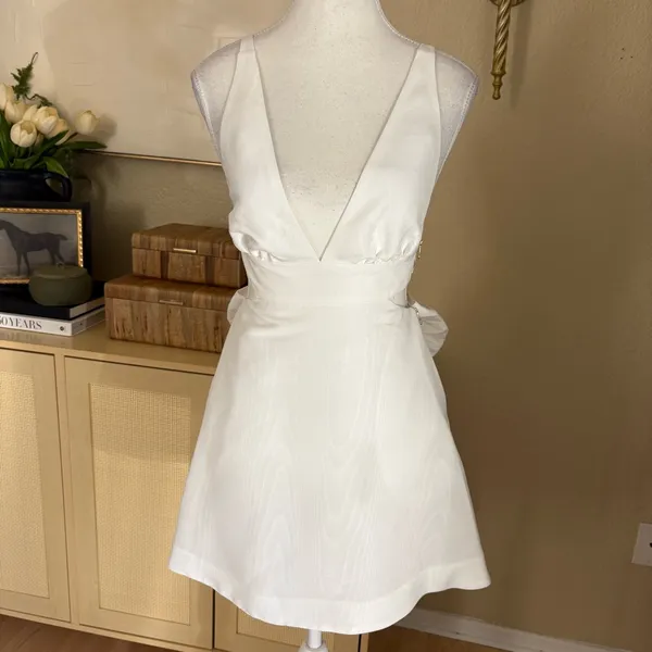 LoveShackFancy Till Dress In‎ Antique White Bridal Open Back Bow Accent Size 0 - Image 4