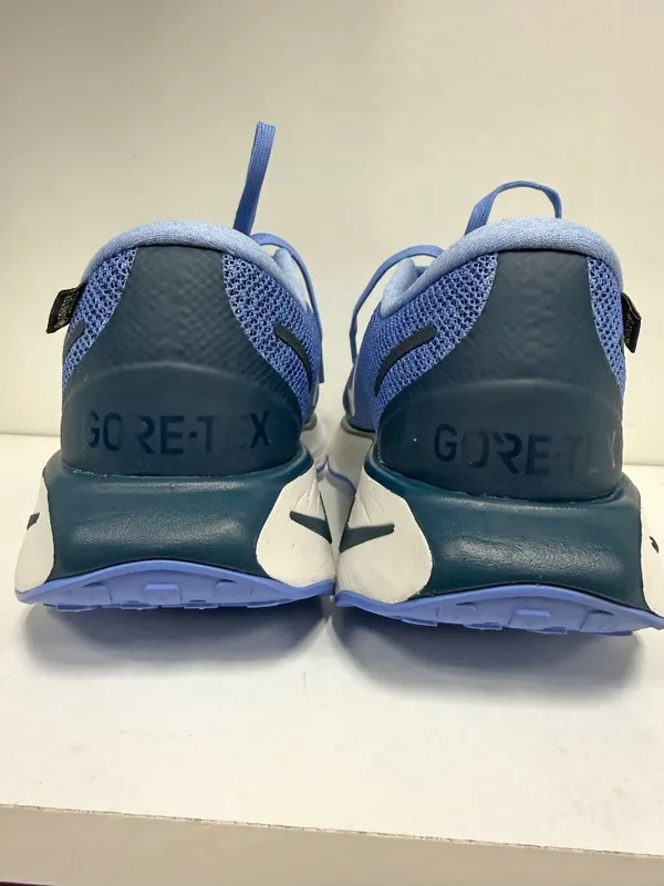 Nike Motiva Gore-Tex Walking Shoes - Image 7
