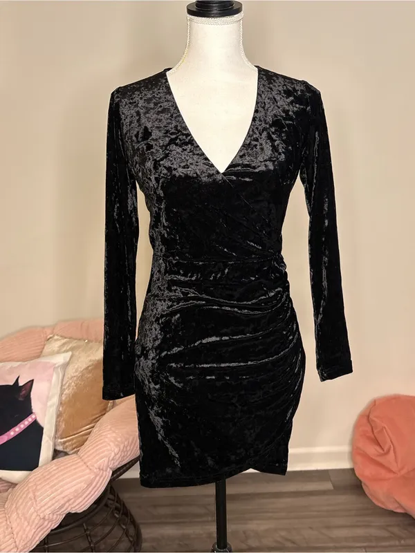 Nordstrom Tea & Cup Long Sleeve Velvet Dress - Image 2