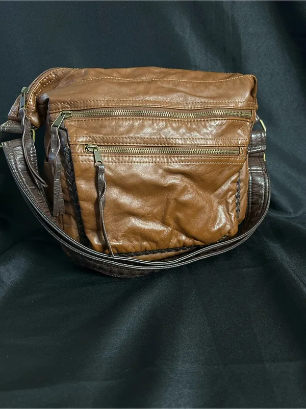 Bueno Women’s Brown Faux Leather Shoulder Bag Purse - Image 2
