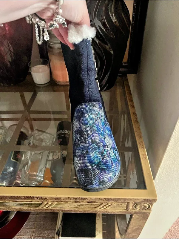 Alegria Nala Floral Winter Boots Black & Blue US 39 Like New - Image 6