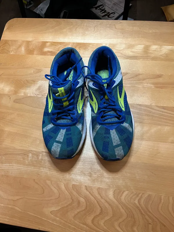 Men’s Brooks Running Sneakers - Image 3
